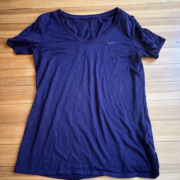 Nike Women's Dark Blue V-Neck Tee - Picture 1 of 2